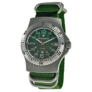 Наручные часы Восток Командирские Восток Командирские 280989 механические российские часы, зеленый