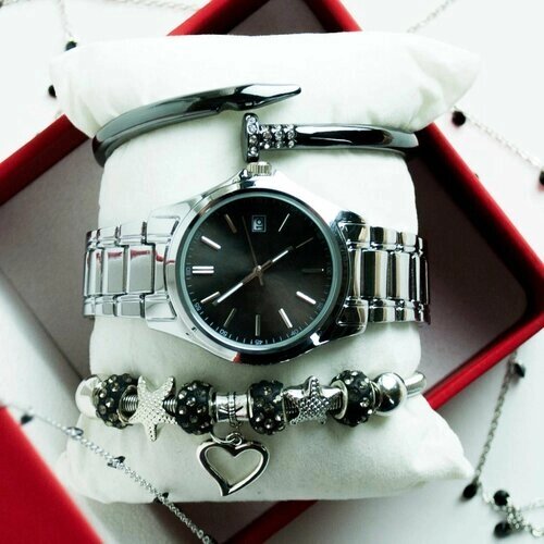 Подарочный набор женские наручные часы с двумя браслетами, серебристый - черный
