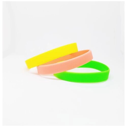 Сет из 3-х силиконовых браслетов без логотипа. Цвет зеленый 802, желтый, кислотно-розовый. Размер L.