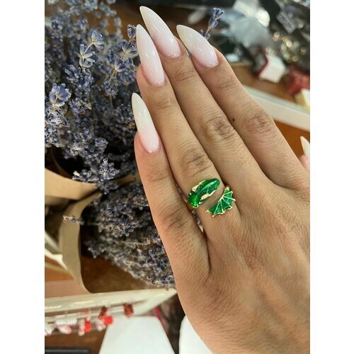 Кольцо, зеленый