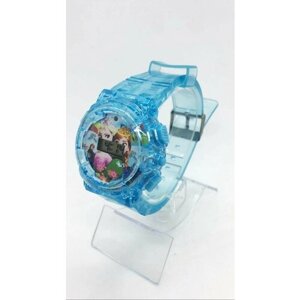 Наручные часы корпус пластик, ремешок резина, бесшумный механизм, голубой