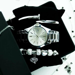 Наручные часы Подарочный набор женские наручные часы с двумя браслетами, серебристый, серебряный