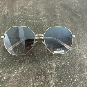 Солнцезащитные очки 30, серый