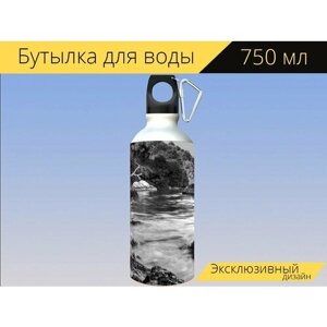 Бутылка фляга для воды "Черное и белое, пейзаж, море" 750 мл. с карабином и принтом
