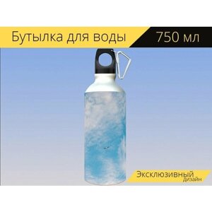 Бутылка фляга для воды "Небо, облака, синий" 750 мл. с карабином и принтом