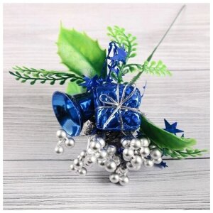 Декор "Зимняя сказка" подарок колокольчик шишка, 15 см, серебристо-синий