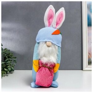 Кукла интерьерная "Гном в шапке с заячьими ушами, с мешком" голубой 40х14 см