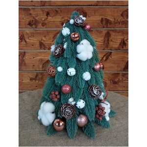 Новогодняя елка из хвои и шаров Галлерея снежинок А92-В84