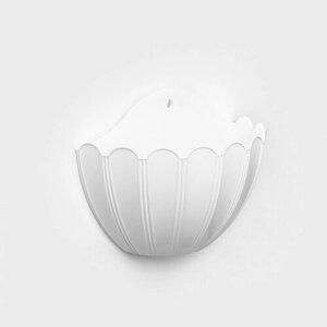 ПластоС Кашпо настенное «Хризантема», 1 л, 9,5 х 8,5 х 15,3 см, цвет белый