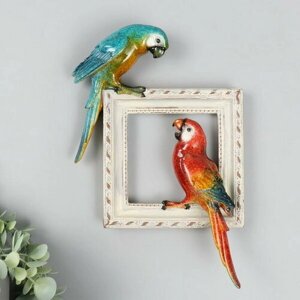 Сувенир полистоун лак "Два попугая Ара сидят на картине" 18х5х26.8 см