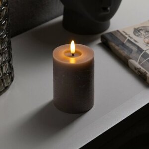 Светодиодная свеча лиловая, 7.5 12.5 7.5 см, воск, пластик, батарейки АААх2 (не в комплекте), свечение тёплое белое