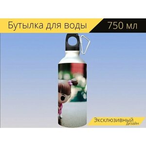 Бутылка фляга для воды "Игрушка, предметы коллекционирования, кукла" 750 мл. с карабином и принтом