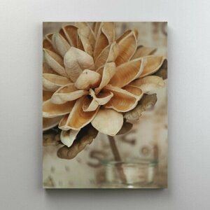 Интерьерная картина на холсте "Бежевый цветок", размер 45x60 см