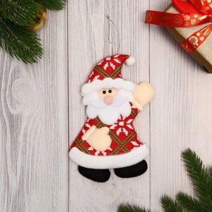 Мягкая подвеска "Дед Мороз" машет, 10х16 см, бело-красный