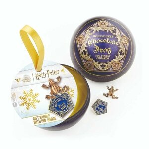 Подарочная елочная игрушка "Шоколадная лягушка Гарри Поттера", включая значок