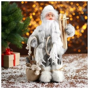 Дед Мороз "В белой шубке с лыжами" 30 см