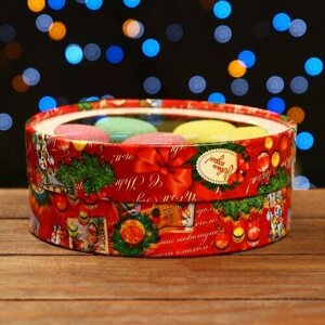 Коробка для макарун тубус с окном "Новогодний сюрприз" 18 х 18 х 6 см