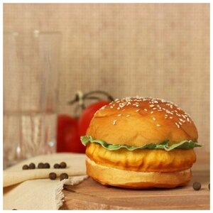 Муляж "Гамбургер" 9х6,5 см