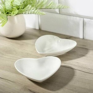 Набор салатников керамический "Сердца", 2 предмета, 13x12.5 см, цвет белый