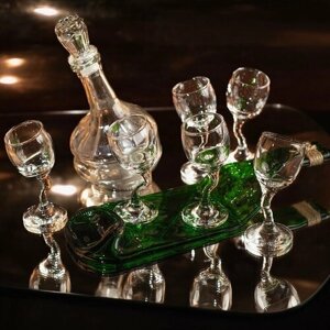 Подарочный набор - шесть рюмок, круглый графин и блюдо (менажница) из зеленой винной бутылки серии Хмельное стекло