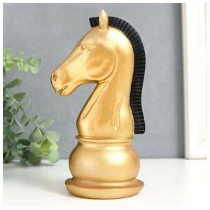 Сувенир полистоун "Шахматная фигура. Конь" золотой с чёрной гривой 19 5х10х8 см