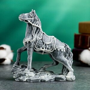 Сувениры из мраморной крошки Фигура "Богатырский Конь в сбруе" 13см