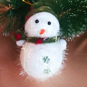Украшение ёлочное "Снеговик с шарфом" 14 см, зеленый