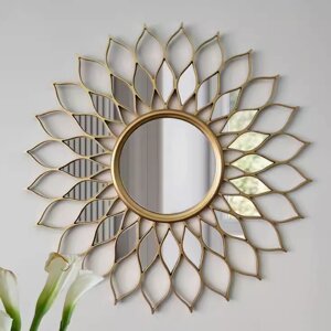 Настенное декоративное зеркало petal
