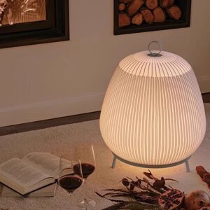 Настольная лампа, светильник Vibia Knit в современном кремовом стиле