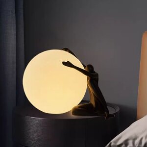Скандинавская креативная шаровая настольная лампа Waterline Glass