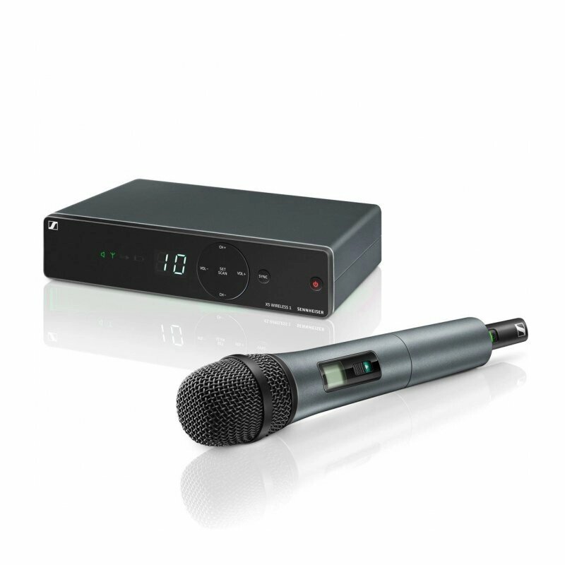 Беспроводная радиосистема Sennheiser XSW 1-825-B от компании MetSnab - фото 1