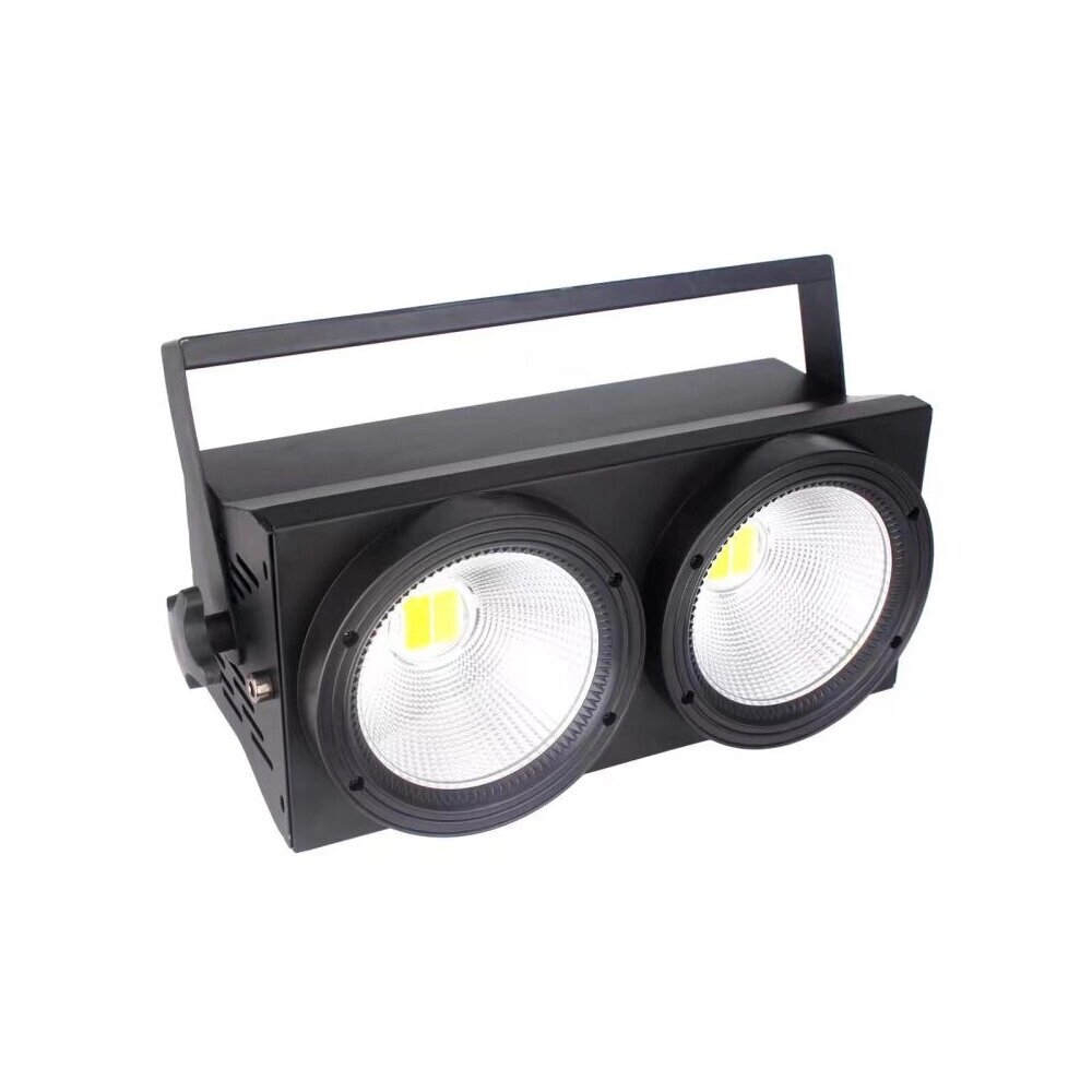 Involight BLINDER200 Светодиодный блайндер 2 x 100 Вт COB LED, DMX512 от компании MetSnab - фото 1