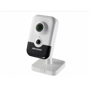 IP-камеры Hikvision DS-2CD2423G0-IW 4 mm