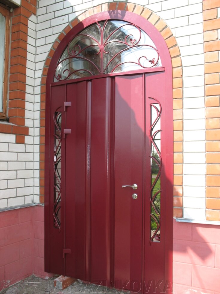 Дверь кованая металлическая арочная с ковкой  стеклопакетом и металлоизгибом ##от компании## MAGAZINKOVKA - ##фото## 1