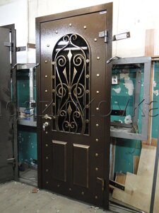 Дверь кованая «Архелия Х» металлическая с ковкой и стеклопакетом