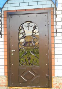 Входная дверь кованая металлическая с терморазрывом  «Эксклюзив Х» в Москве от компании MAGAZINKOVKA