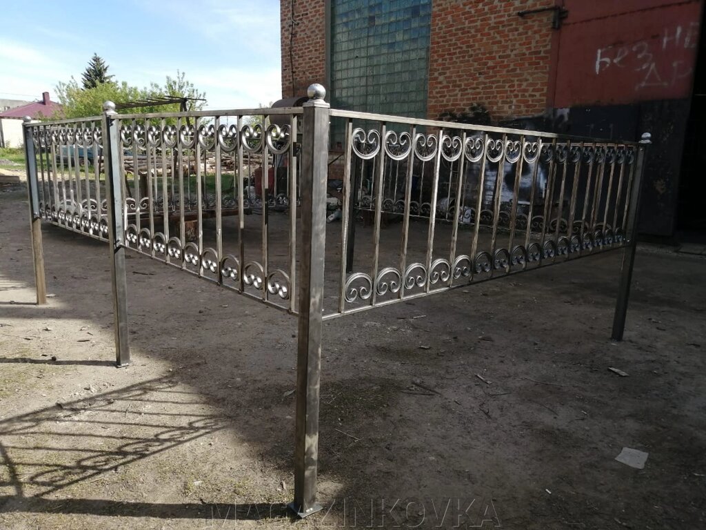 Ритуальная оградка кованая металлическая «Лотос Х» от компании MAGAZINKOVKA - фото 1