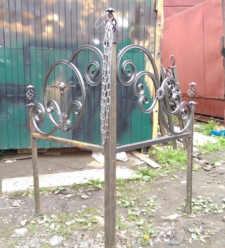 Ритуальная оградка кованая металлическая  "Угловая 3Х" ##от компании## MAGAZINKOVKA - ##фото## 1
