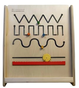 Панель игровая Монтессори Движение по прорези, размеры 50х50 см