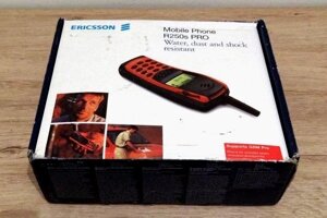 Мобильный телефон Ericsson R250s PRO Полный комплект Новый