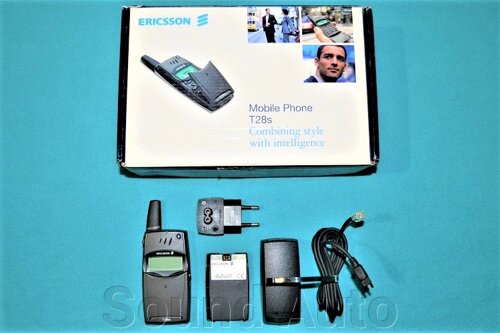 Мобильный телефон Ericsson T28S Полный комплект Новый