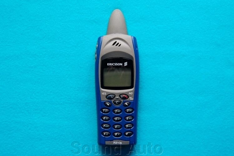 Мобильный телефон Ericsson R310s Blue Новый - особенности