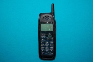 Кожаный чехол для Motorola M3788 Липучка в Москве от компании Sound Auto