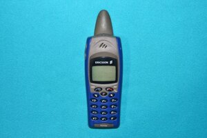 Мобильный телефон Ericsson R310s Blue Новый Под восстановление!