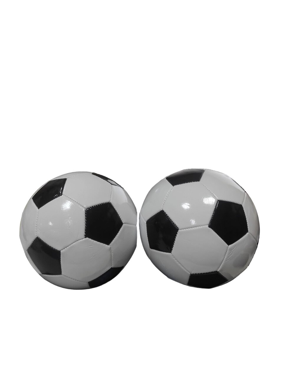 Мяч футбольный черно-белый от компании Интернет-магазин игрушек "Весёлый кот" - фото 1