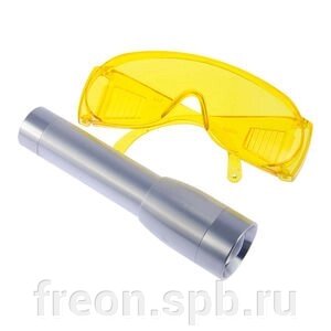 UV-лампа, питание 2 батарейки "С", очки от компании Продажа фреона, моющая химия, незамерзающая жидкость оптом и в розницу - фото 1
