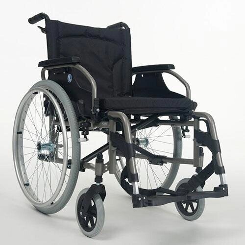 Инвалидное складное механическое кресло-коляска Vermeiren V100 XL (сиденье. 53см) от компании Арсенал ОПТ - фото 1