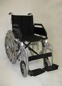Кресло-коляска для инвалида с одной действующей рукой V32