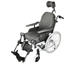Кресло-коляска Invacare Rea Clematis с принадлежностями,39см
