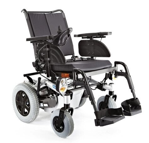 Кресло-коляска инвалидное с электроприводом Invacare Stream от компании Арсенал ОПТ - фото 1